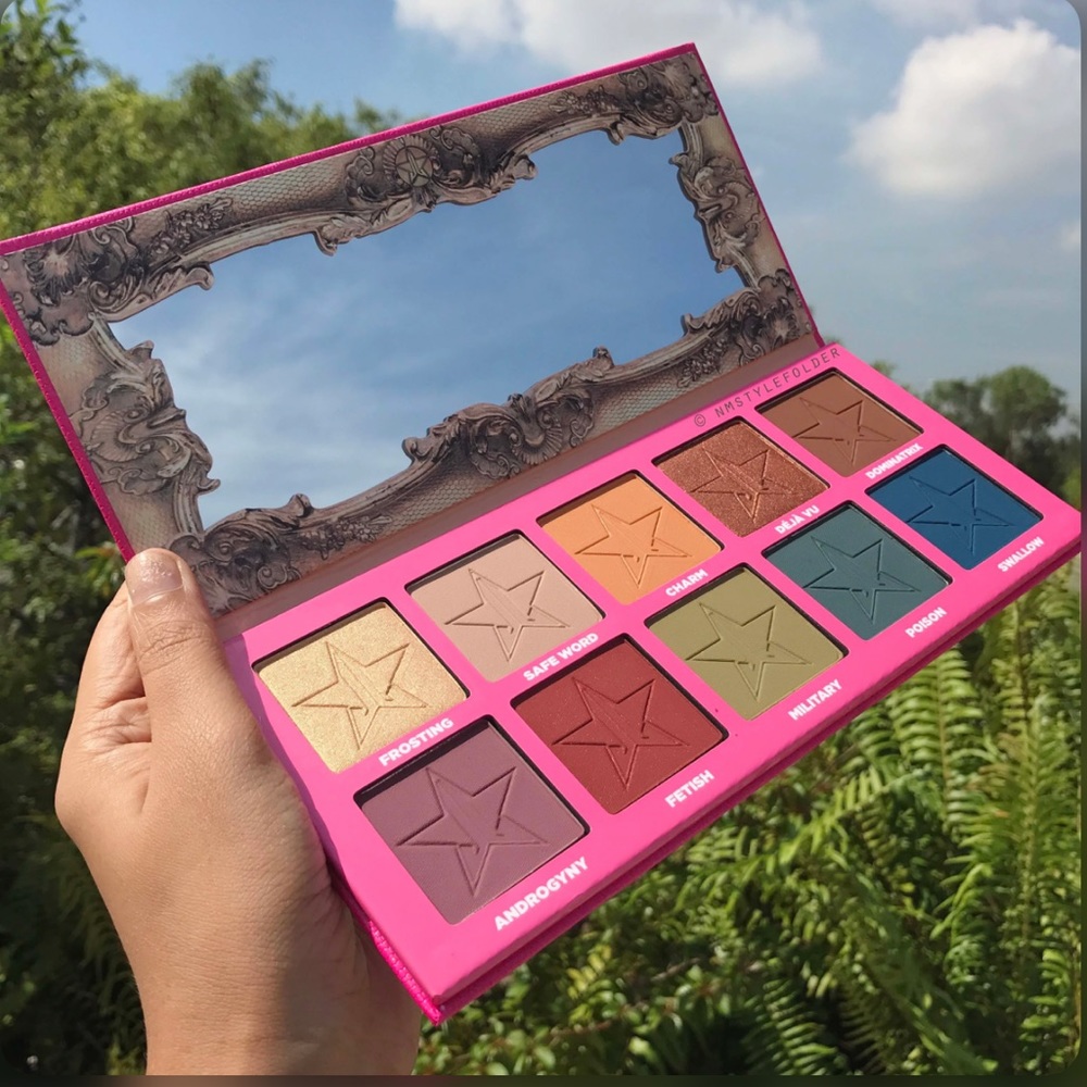 🎁EXTREME BLOWOUT🎁 ‼️LAST ONE‼️🆕✨ Androgyny Palette - Picture 2 of 11